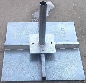 Подставка из металла для уличного зонта S - 300